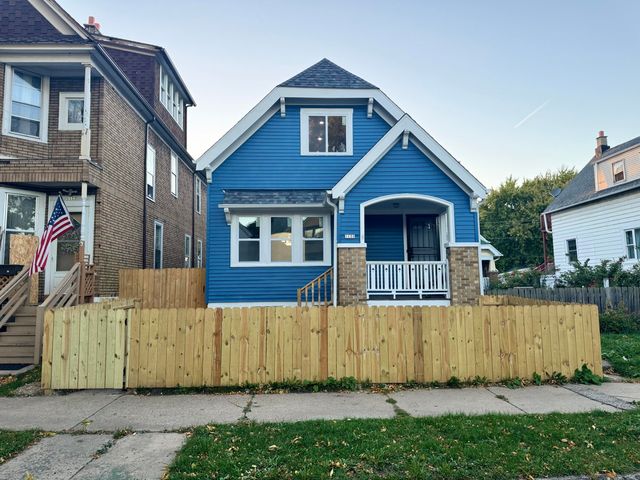 $224,900 | 1131 South 17th Street | Clarke Square