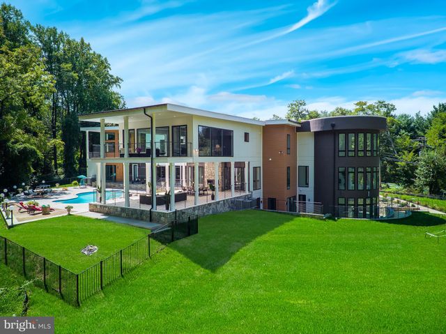 $5,850,000 | 2209 Hunter Mill Road | Oakton