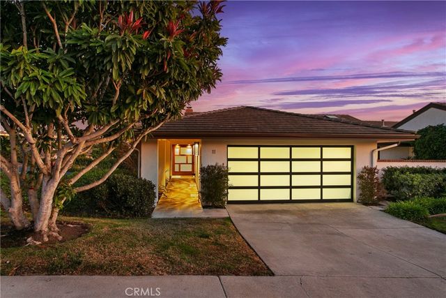 $3,495,000 | 11 Sky Sail Drive | Corona del Mar