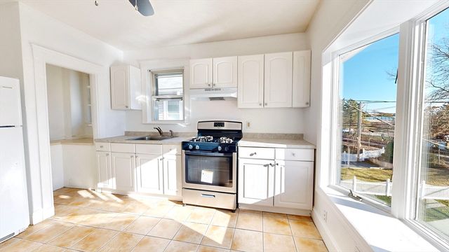 $3,200 | 747 Bennington Street, Unit 2 | East Boston