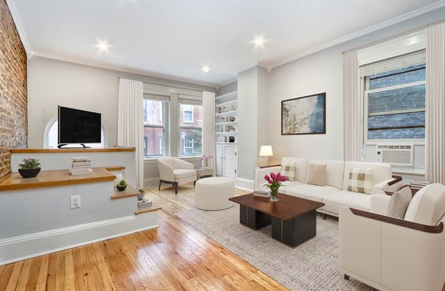 $878,000 | 51 Revere Street, Unit 2 | Beacon Hill