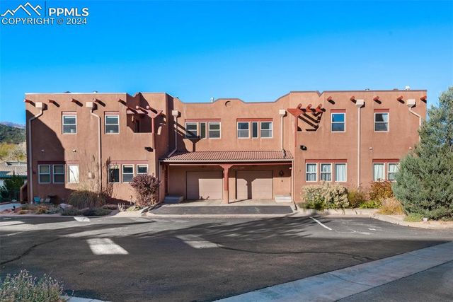 $386,000 | 10 Taos Place | Manitou Springs