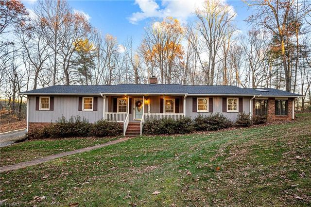 $389,900 | 1442 Campbell P O Road | Peters Creek Township - Stokes County