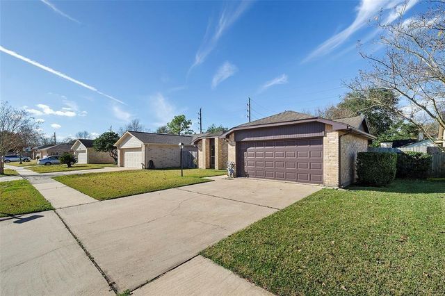 $1,800 | 2602 Chimneystone Circle | Sugar Land