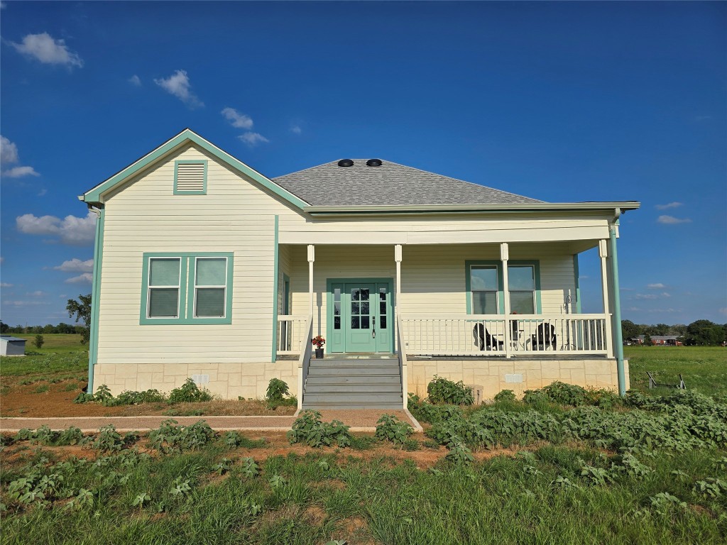 Large front porch to enjoy sunsets from.