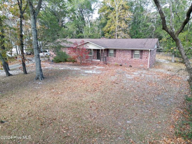 $439,000 | 110 Country Place Road | Myrtle Grove