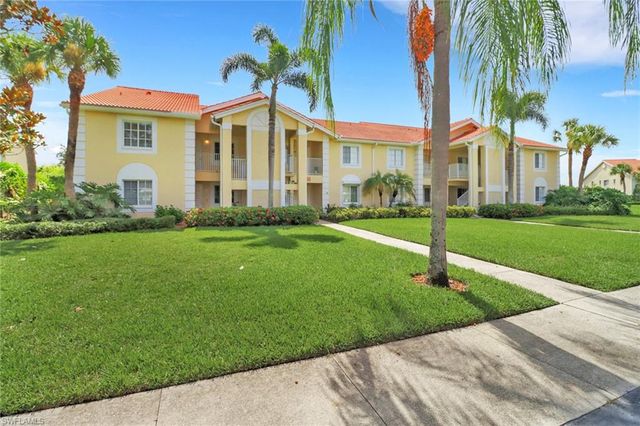 $2,900 | 7750 Jewel Lane, Unit 201 | North Naples