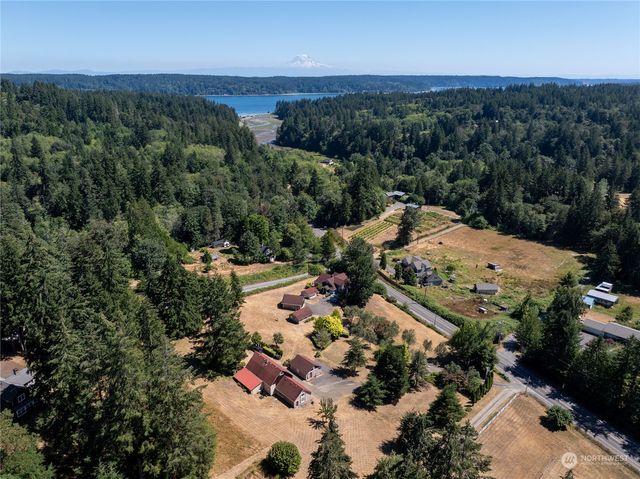 $949,000 | 13085 Olalla Valley Road Southeast | Olalla