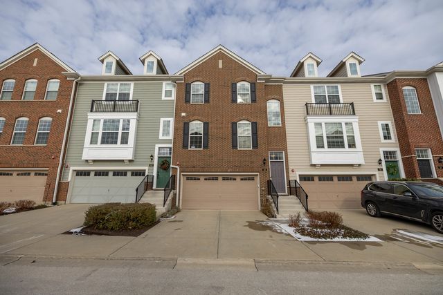 $3,200 | 40 Neri Drive, Unit 40 | Schaumburg