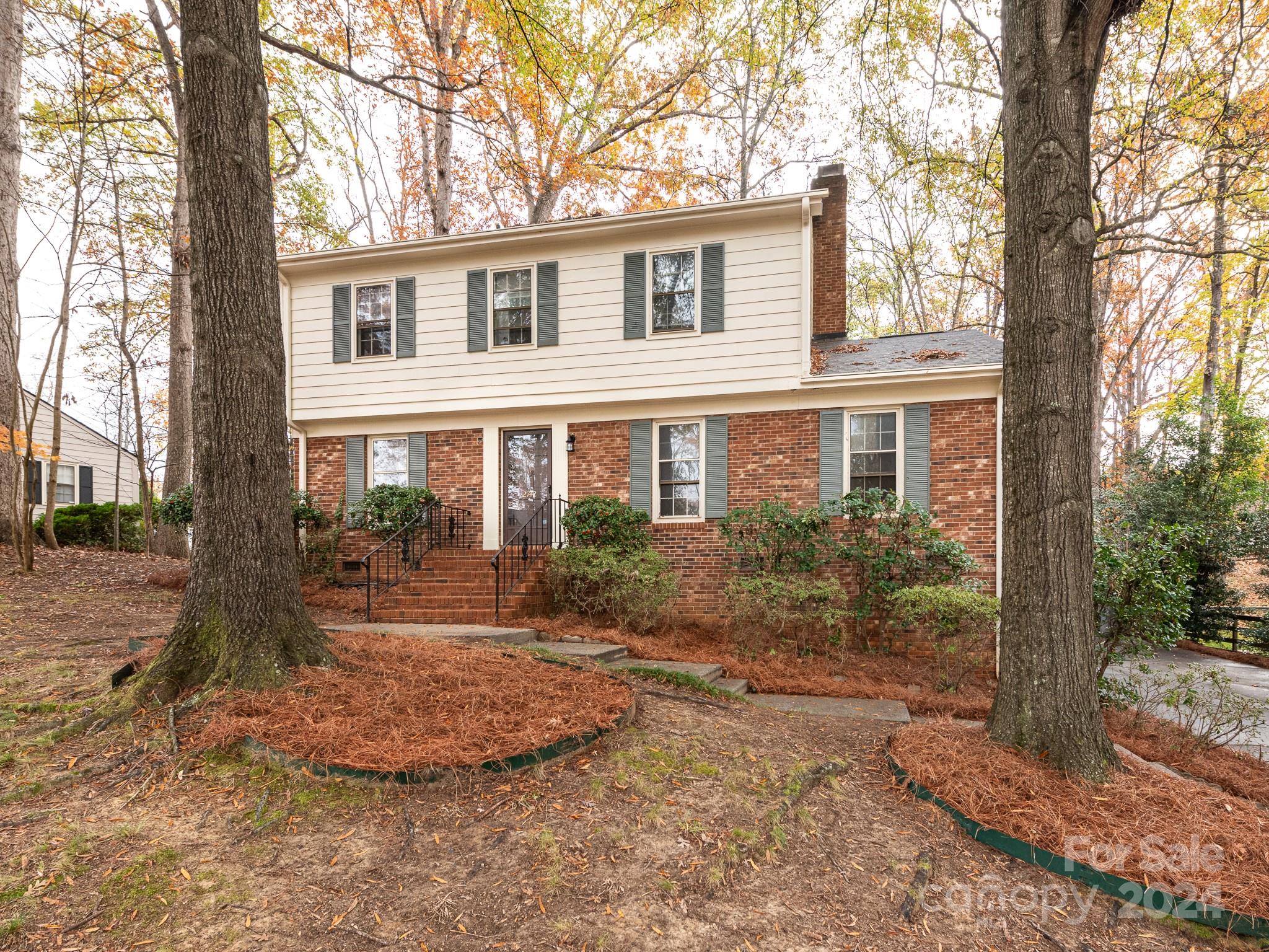 front view of house with a yard