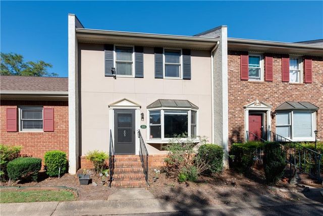 $220,000 | 250 Cleveland Road, Unit 205 | Athens