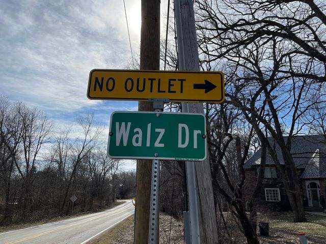 $275,000 | 27-w020 Walz Way | Winfield Township - DuPage County