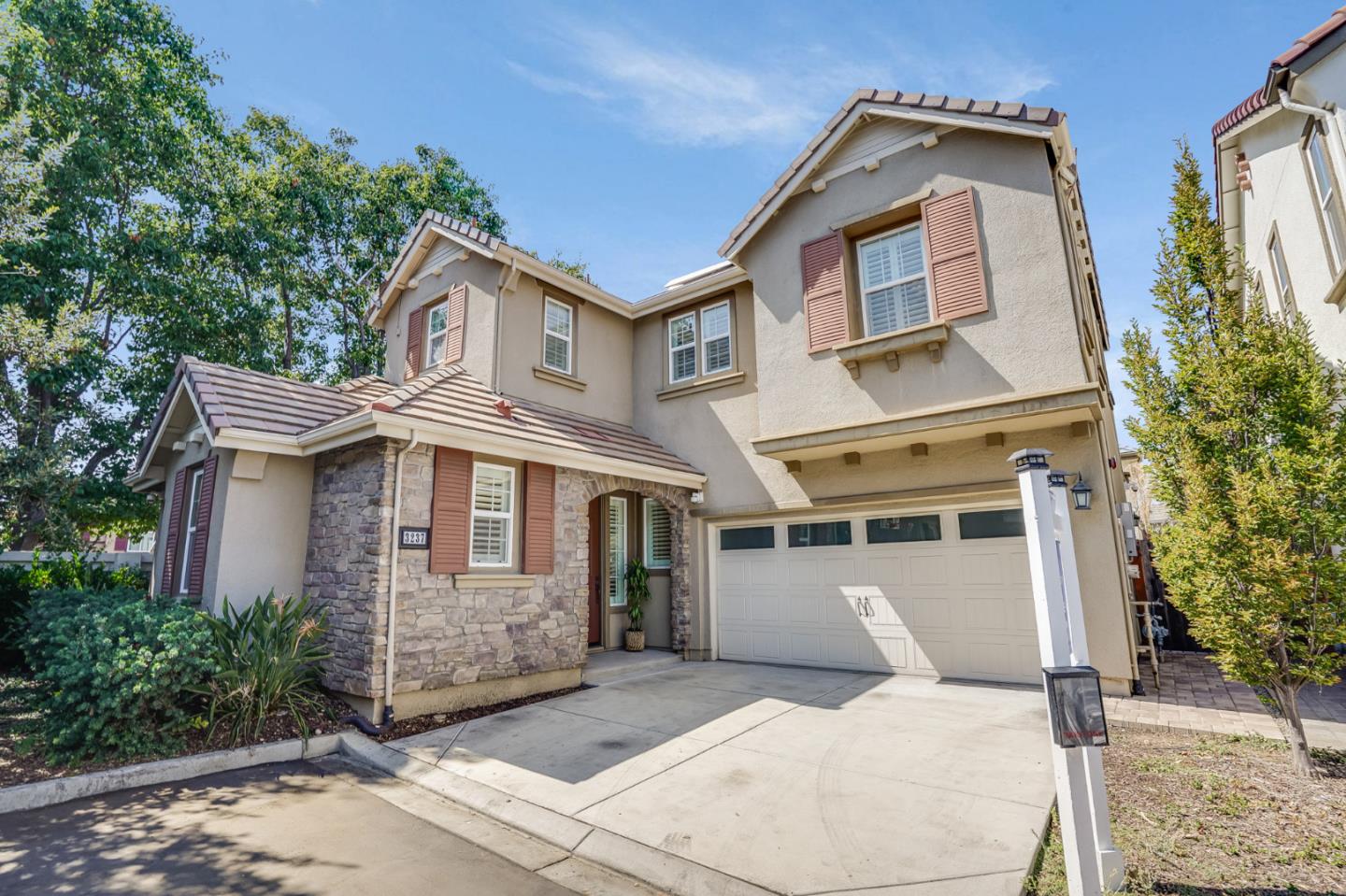 3237 La Rochelle Way, San Jose, CA 95135 | Compass