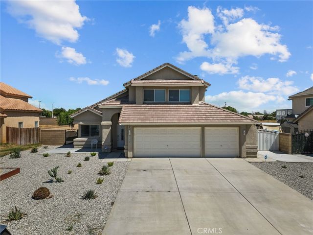 $3,650 | 4325 Serene Avenue | Quartz Hill