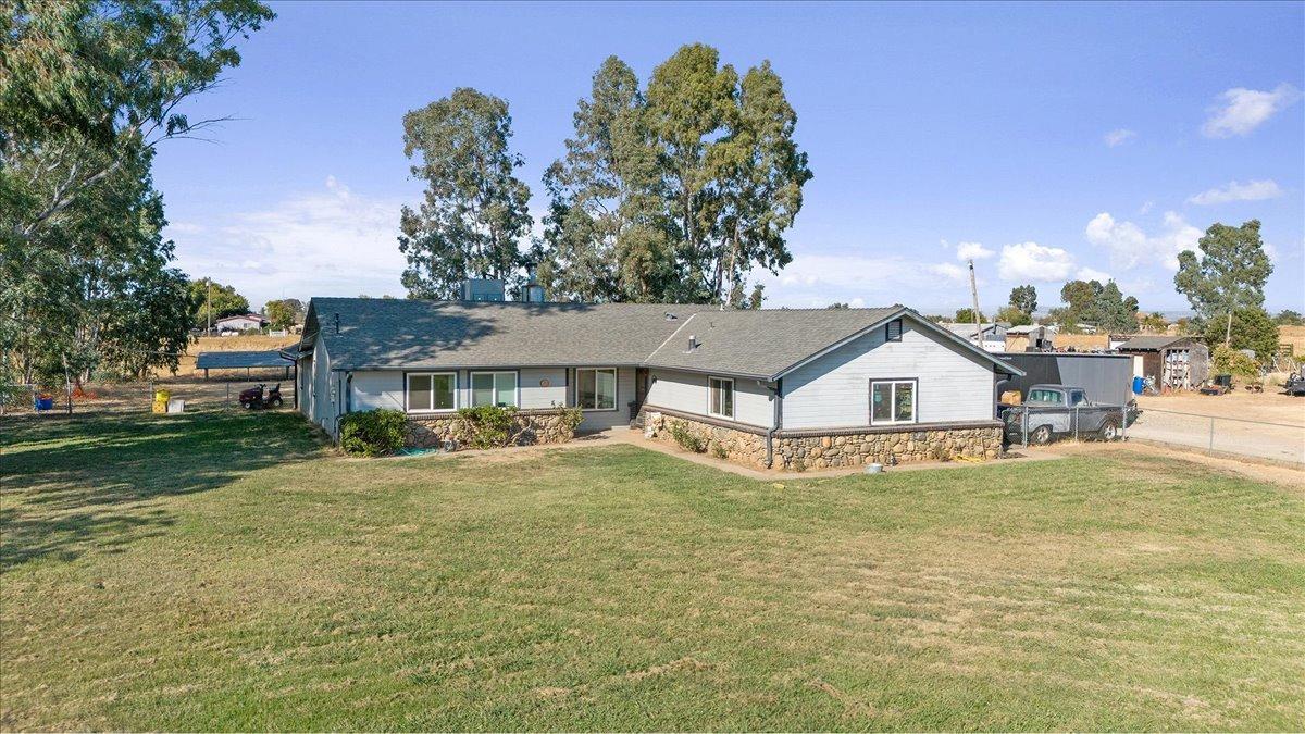 a view of a house with a outdoor space