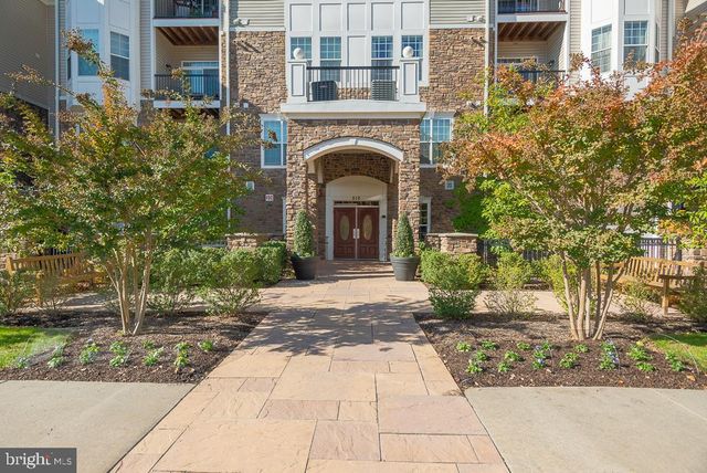 $415,000 | 510 Quarry View Court, Unit 308