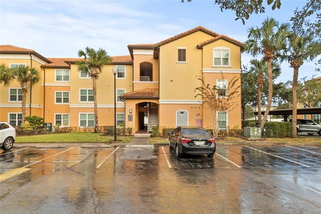 $1,300 | 5459 Vineland Road, Unit 4114 | Cypress Fairway