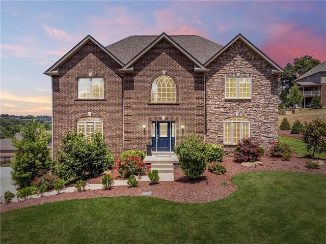 $899,999 | 507 Saddlewood Drive | Peters Township