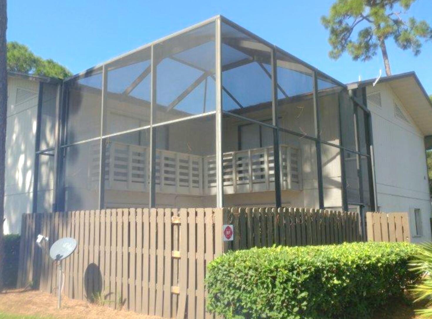 SCREENED PATIO