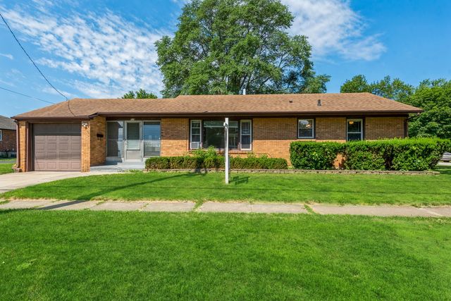 $2,450 | 319 North Lord Avenue | Carpentersville