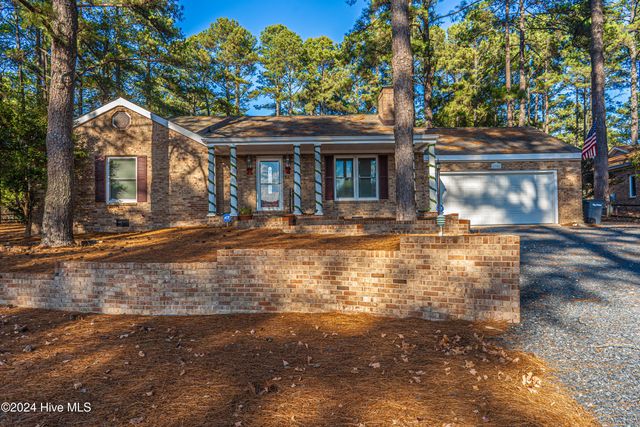 $675,000 | 35 Hillcrest Road | Pinehurst