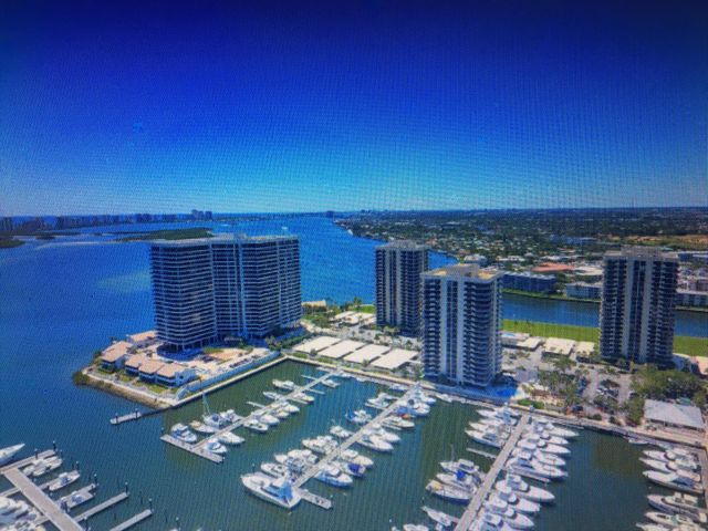 $7,500 | 108 Lakeshore Drive, Unit 38 | Old Port Cove-Marine Tower