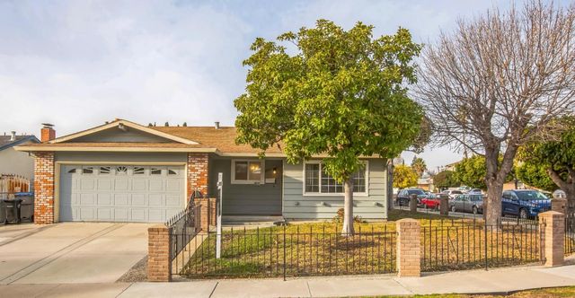 $1,079,000 | 2935 Moss Point Drive | East San Jose