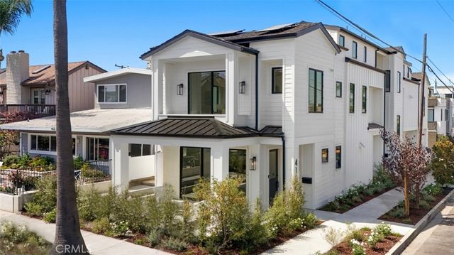 $4,495,000 | 419 Goldenrod Avenue | Corona del Mar