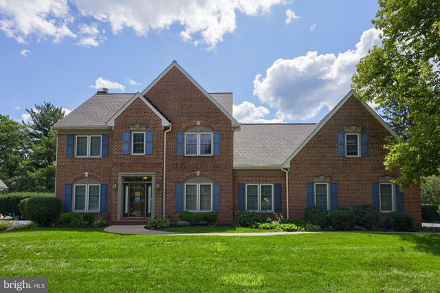 $875,000 | 1250 Belle Meade Drive | Eden