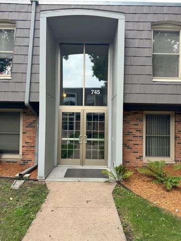 $125,000 | 745 11th Avenue South, Unit 7 | Hopkins