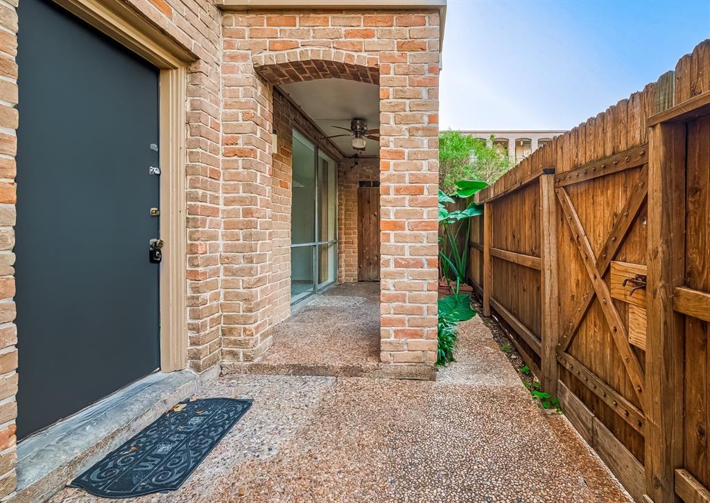 a view of an entrance to house