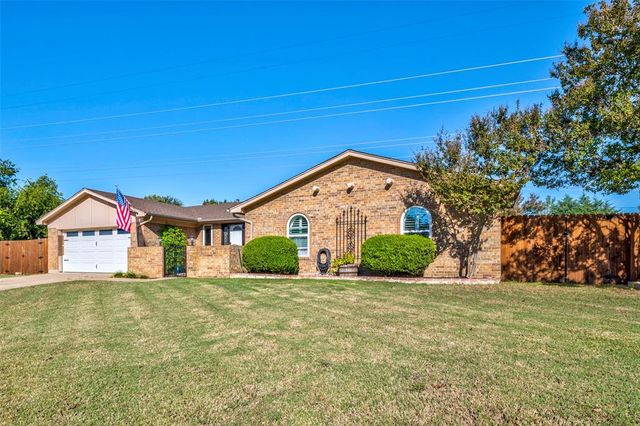 $345,000 | 5525 Scott Drive | North Richland Hills