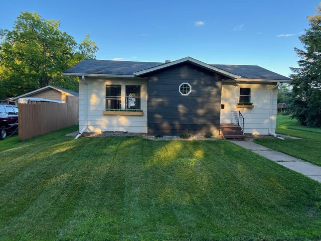 $250,000 | 417 Erie Avenue | Crosby