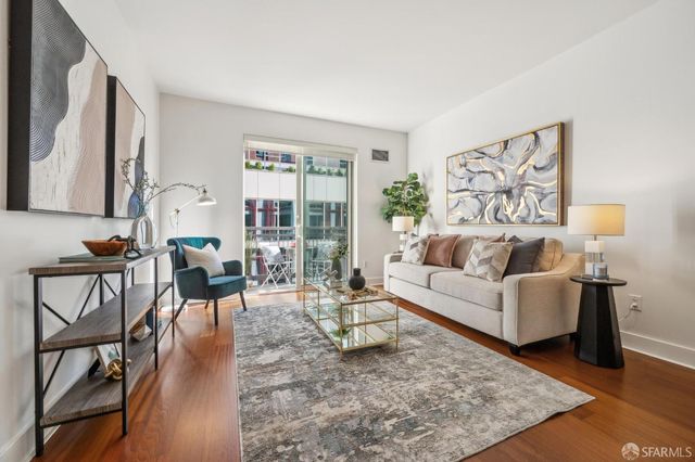 $1,048,000 | 50 Lansing Street, Unit 403 | South Beach