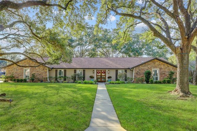 $1,695,000 | 410 Lombardy Drive | Sugar Land