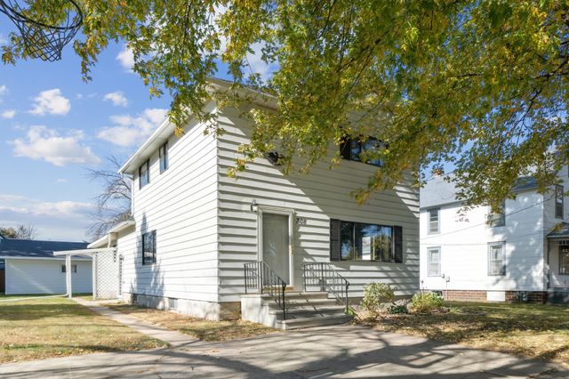 $229,900 | 308 1st Avenue Southeast | Hayfield