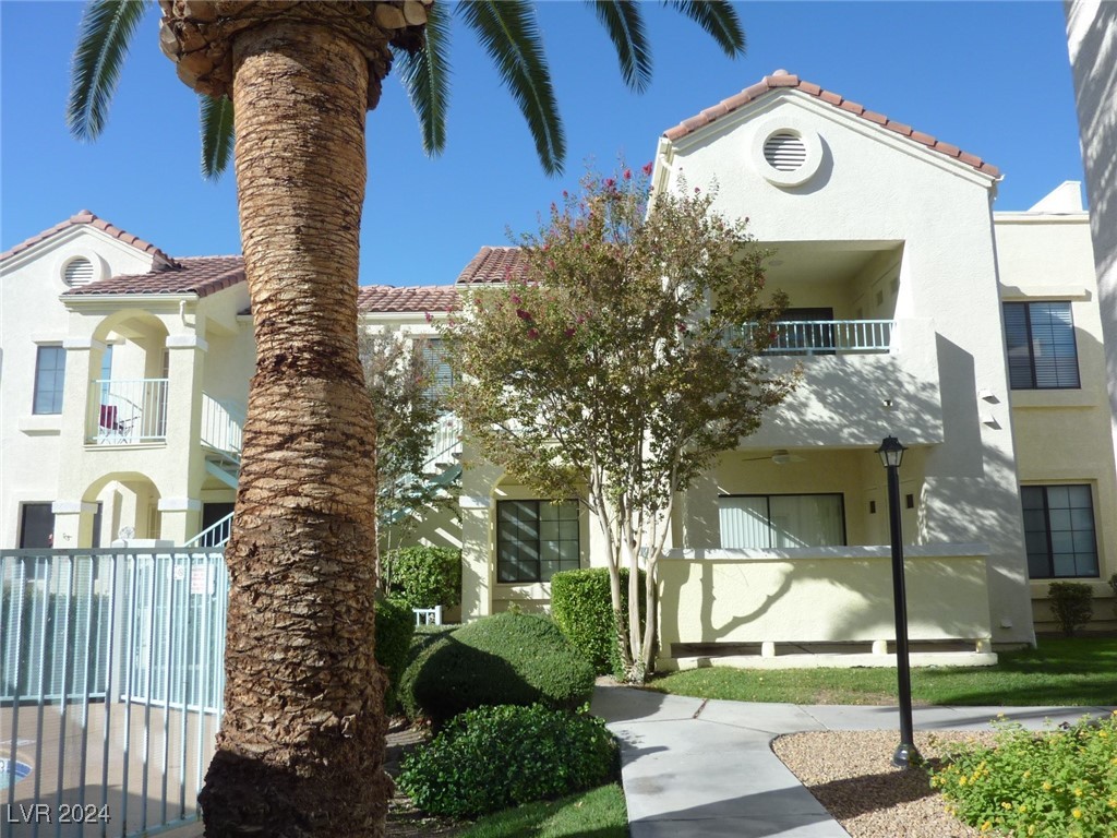 2nd floor condo facing Pool