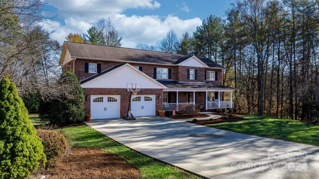 $669,000 | 104 Clearwater Drive | Morganton