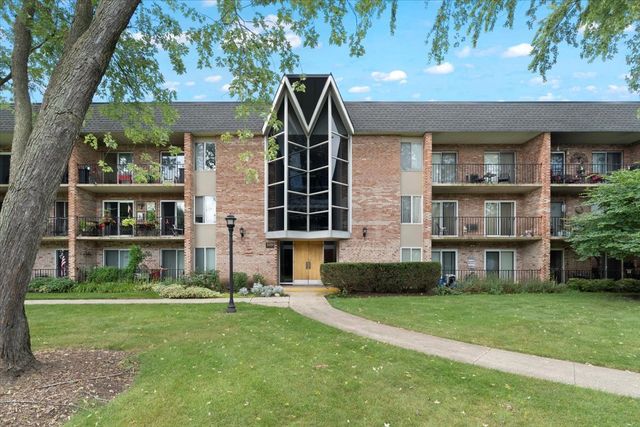 $230,000 | 520 Burning Tree Lane, Unit 206 | Naperville