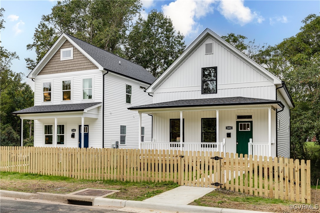 View of modern farmhouse