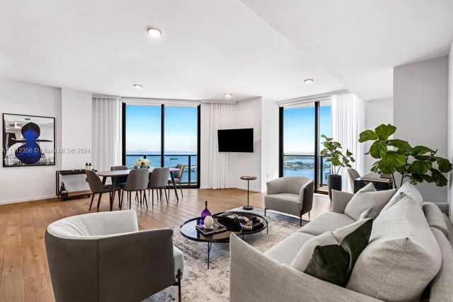 $1,857,000 | 398 Northeast 5th Street, Unit 4209 | Downtown Miami