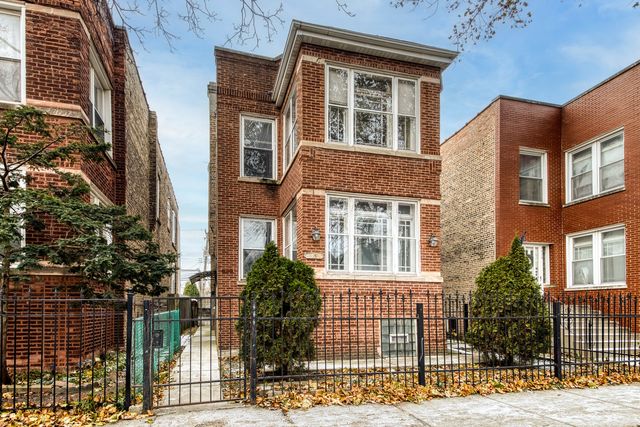 $1,900 | 4434 North Drake Avenue, Unit 1 | Albany Park