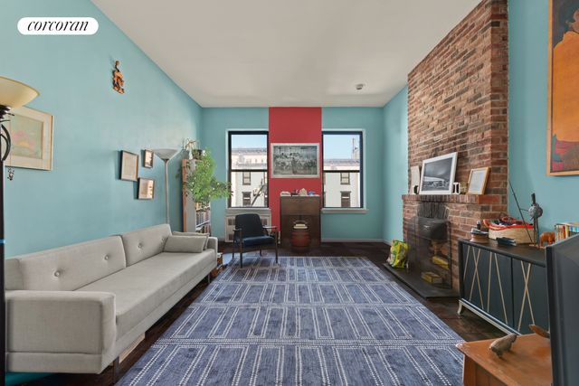 $350,000 | 453 West 43rd Street, Unit 3C | Hell's Kitchen