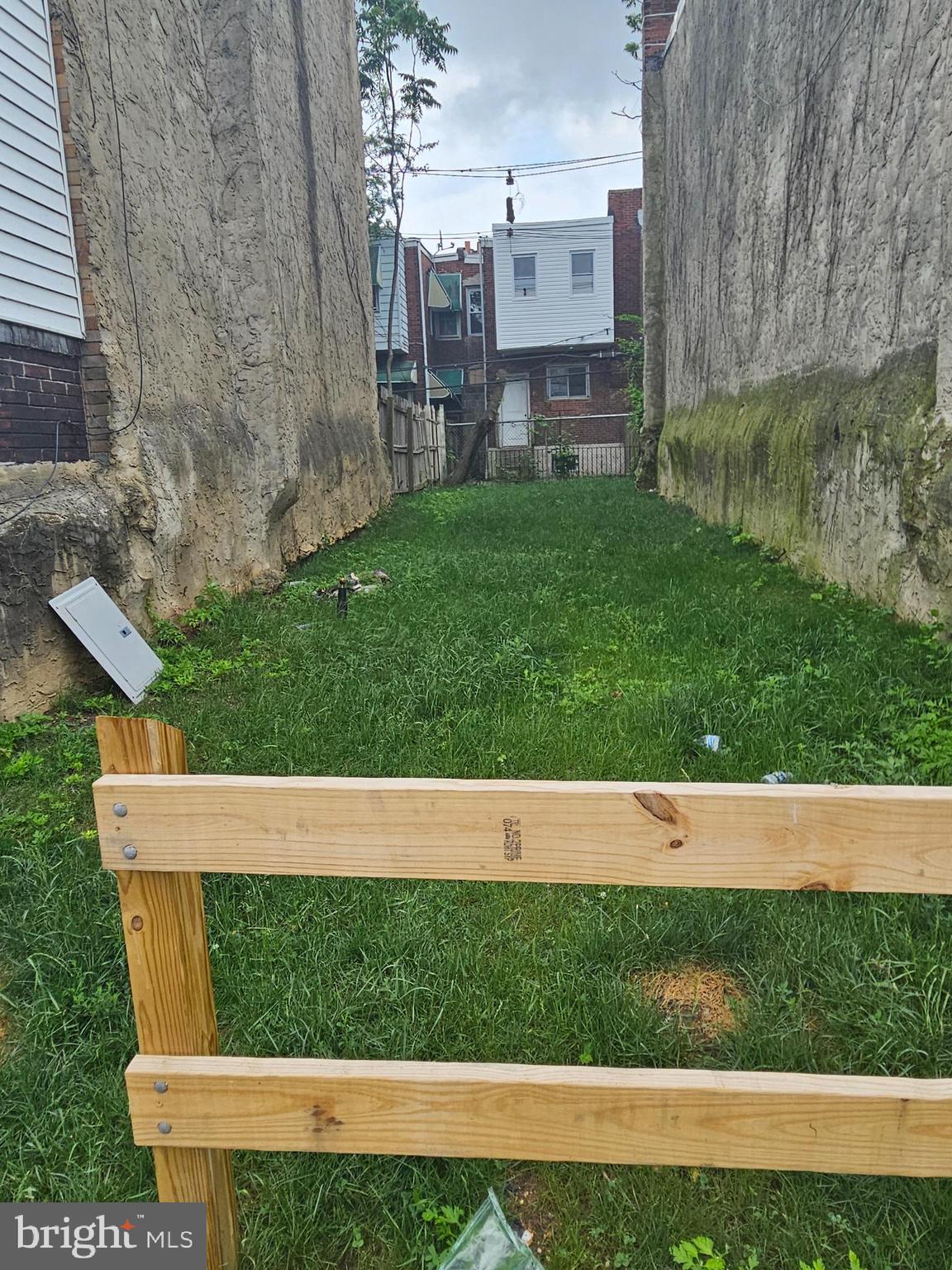 a view of outdoor space with a garden