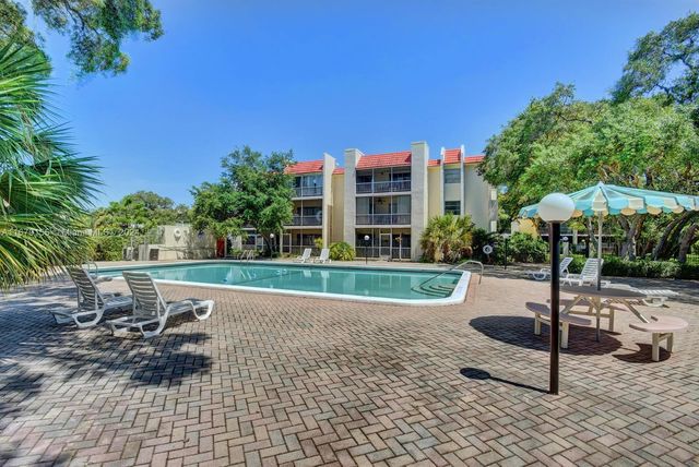 $2,600 | 604 Northwest 13th Street, Unit 33 | Central Boca Raton