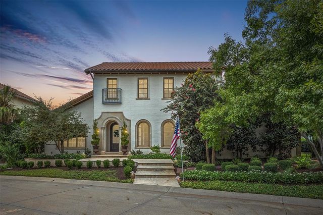 $1,750,000 | 604 Deloache Crescent | Central West Fort Worth