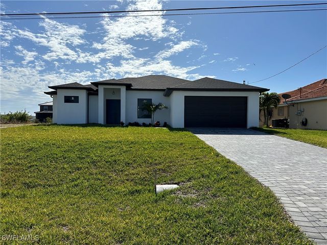 $435,000 | 200 Northeast 18th Street | Cape Coral