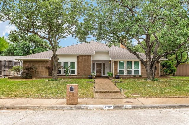 3226 San Marcus Ave, Dallas, TX Houses for Rent