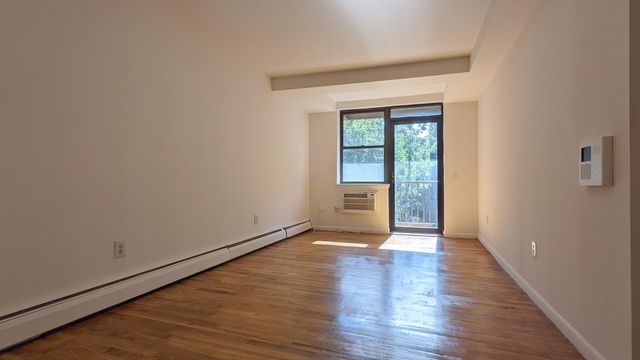 $4,827 | 41 Avenue B, Unit 4B | East Village