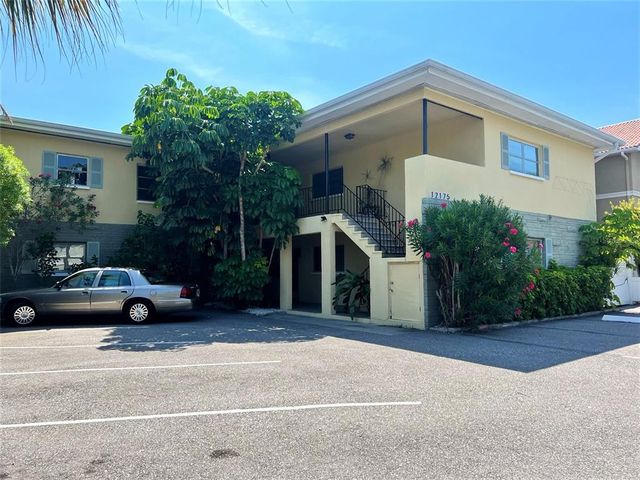 $1,050 | 12175 3rd Street East, Unit 8 | Treasure Island